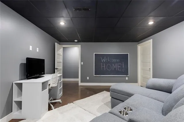 $1,300,000 | 2244 Shaw School Road, Odessa, MO 64076