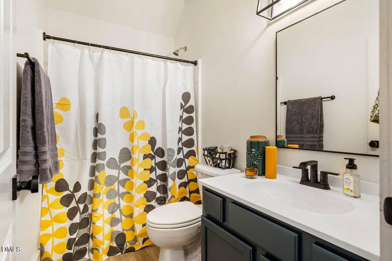 1168 Great Ridge Parkway Chapel Hill, NC 27516 - Photo 29 of 64 Guest Bathroom