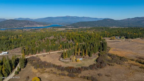 $515,000 | 2554 Jewel Lake Road, Sagle, ID 83860