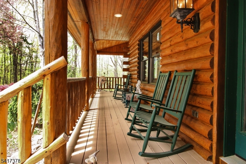 31 Kent Road Newton, NJ 07860 - Photo 3 of 37