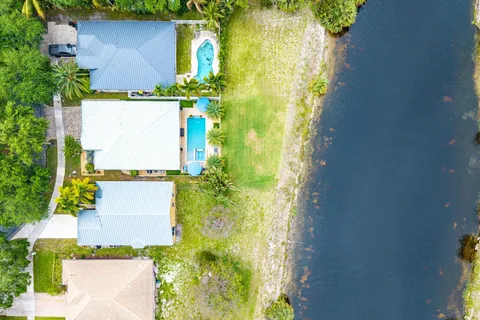 $1,275,000 | 494 Enfield Court, Delray Beach, FL 33444