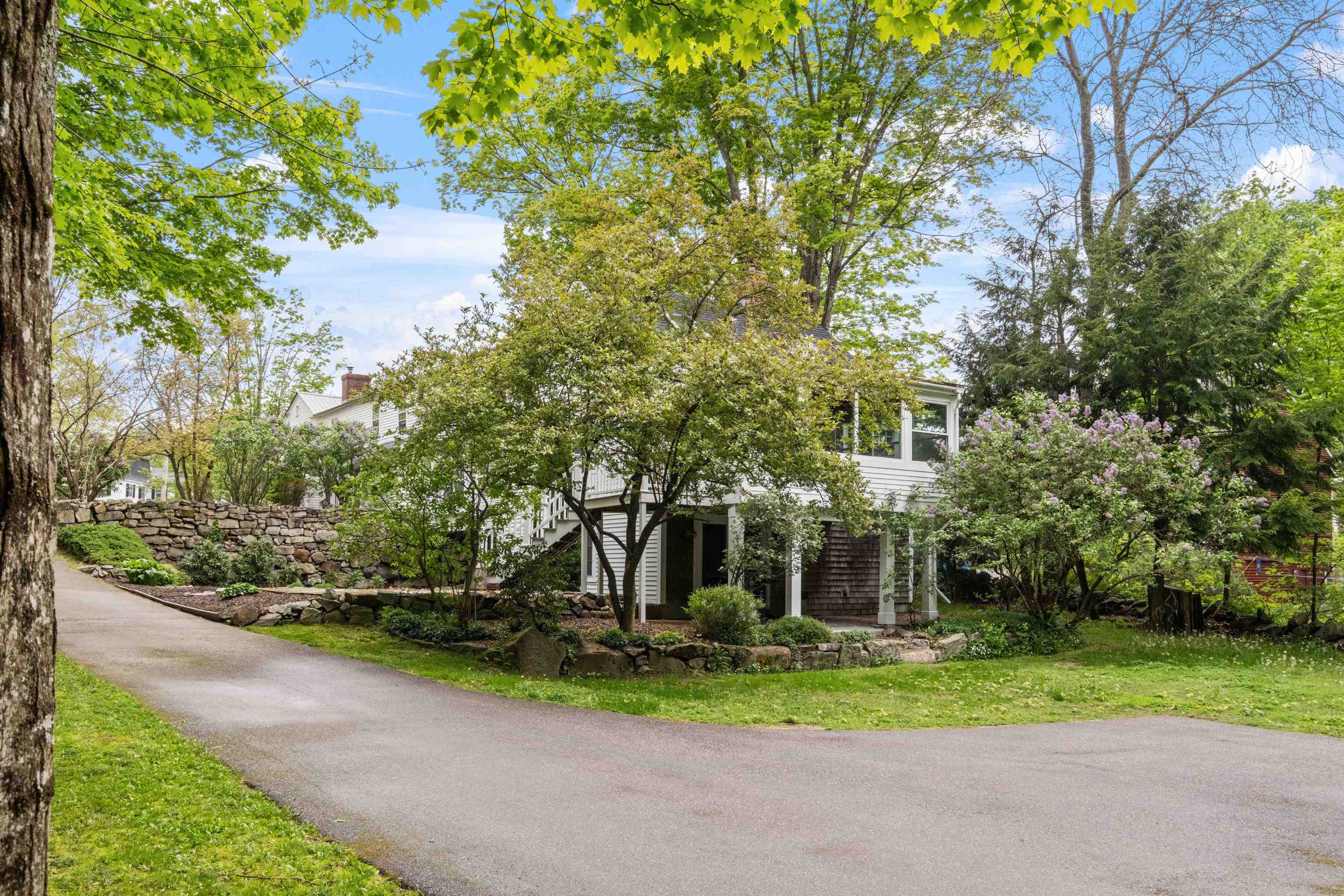 24 Briar Hill Road Hopkinton, NH 03229 - Photo 36 of 40