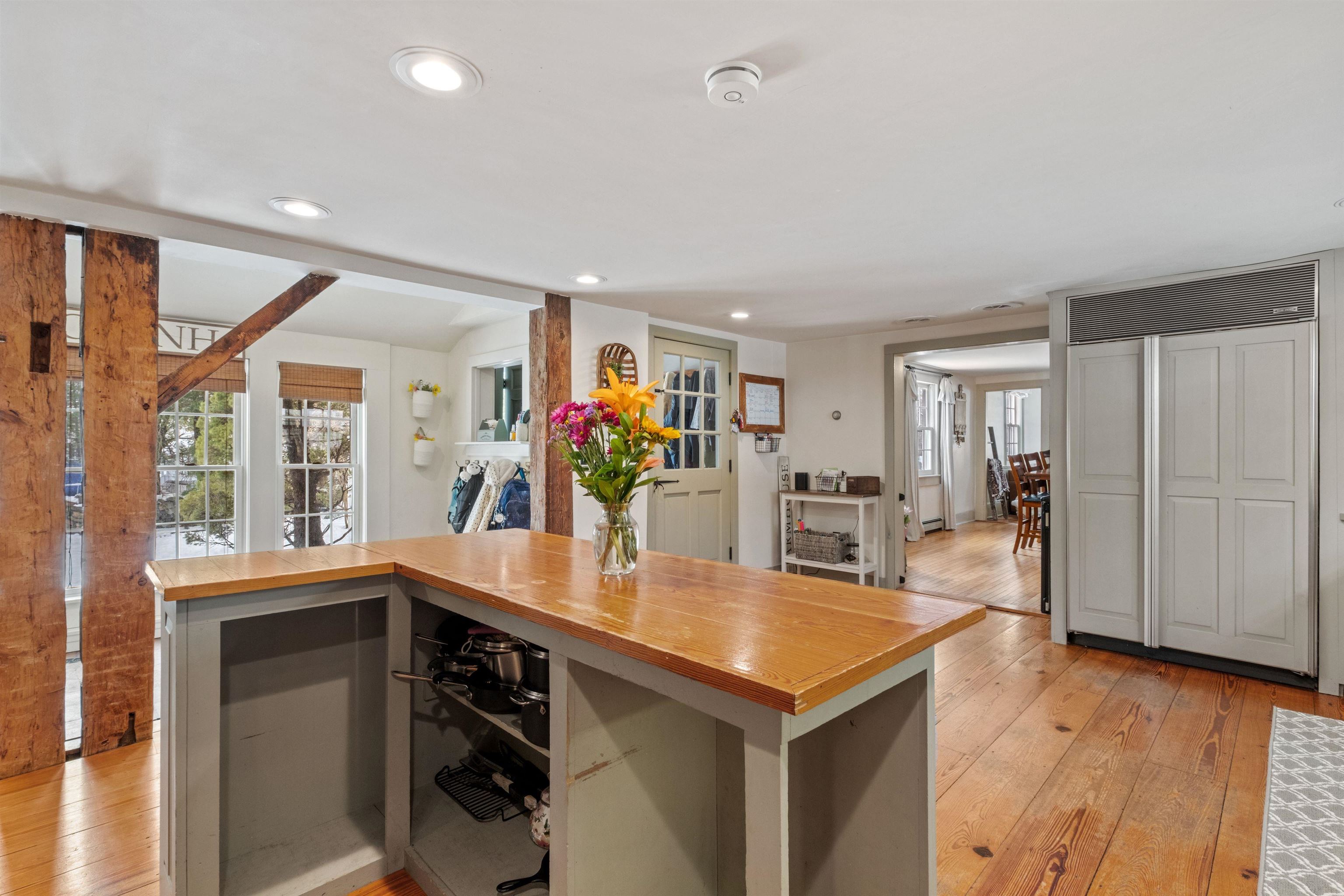 24 Briar Hill Road Hopkinton, NH 03229 - Photo 5 of 40