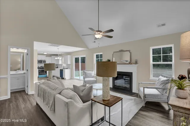 $362,900 | 189 Vista Cay Drive, Unit LOT 10, Hubert, NC 28539