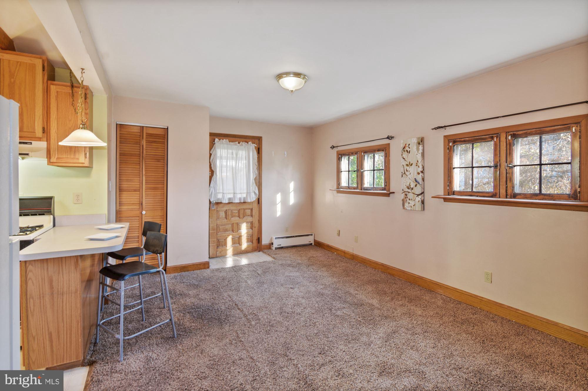 4801 Butler Road Glyndon, MD 21136 - Photo 62 of 80 Living room/ kitchen in Carriage House