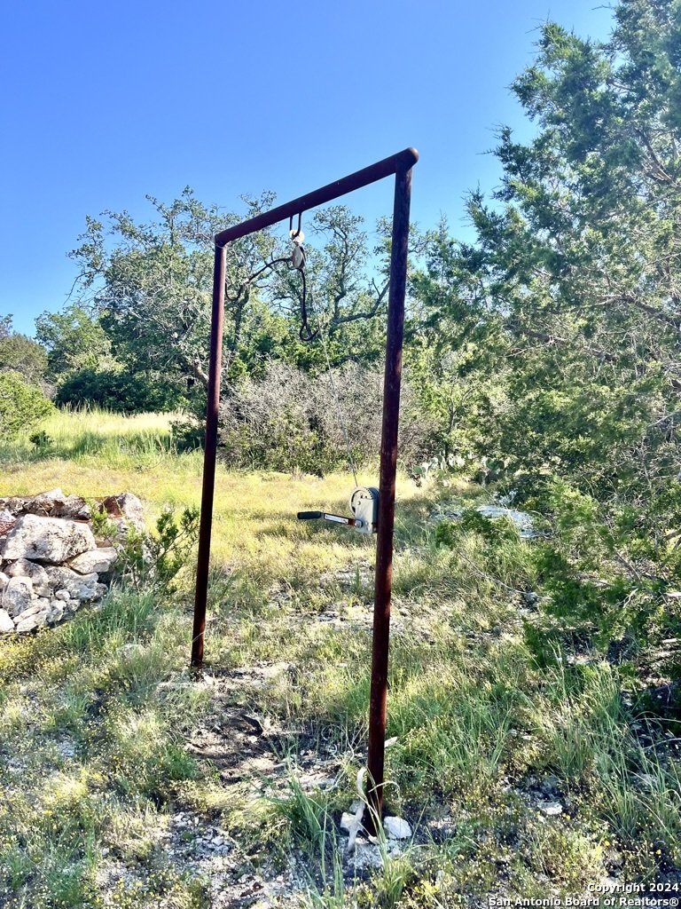 900 Alonzo Road London, TX 76854 - Photo 20 of 26