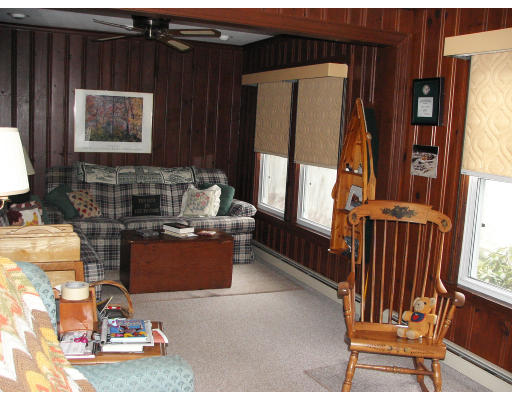 194 King Philip Road Worcester, MA 01606 - Photo 7 of 10 a living room with furniture and a window