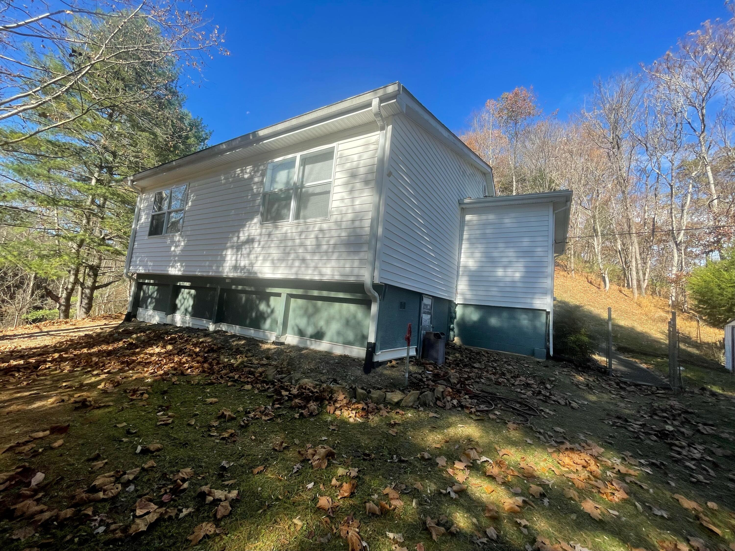 2805 Nace Road Fincastle, VA 24090 - Photo 1 of 19 View of Property