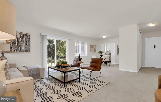 $2,500 | 10661 Montrose Avenue, Bethesda, MD 20814