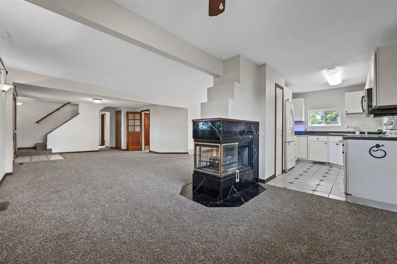 2665 Anchorage Road Northeast Solon, IA 52333 - Photo 8 of 32 Gallery Image 8