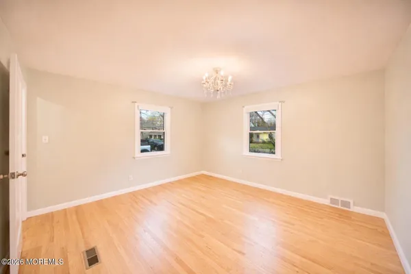 $3,975 | 32 Lake Avenue, Fair Haven, NJ 07704