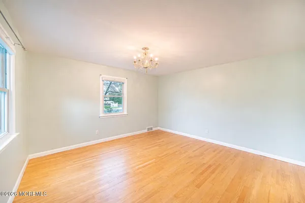 $3,975 | 32 Lake Avenue, Fair Haven, NJ 07704