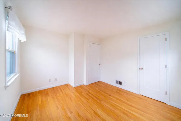 $3,975 | 32 Lake Avenue, Fair Haven, NJ 07704