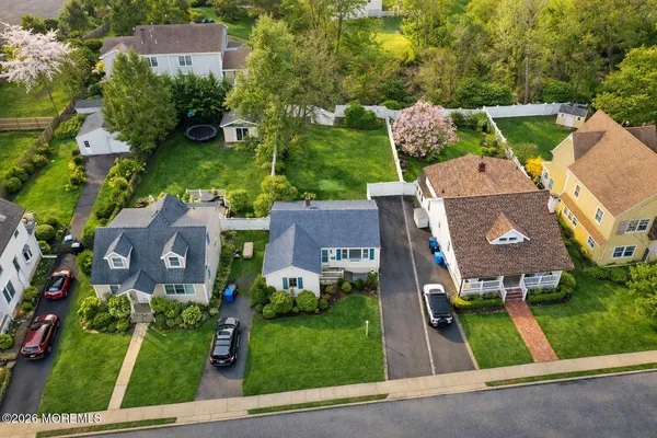 $3,975 | 32 Lake Avenue, Fair Haven, NJ 07704