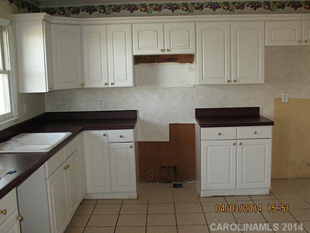 1916 East Sandy Ridge Road Monroe, NC 28112 - Photo 4 of 6