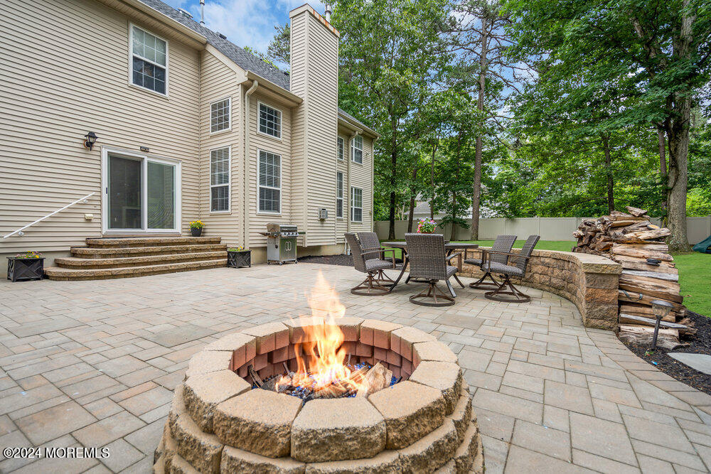 863 Anderson Road Jackson, NJ 08527 - Photo 38 of 42 Rear Patio