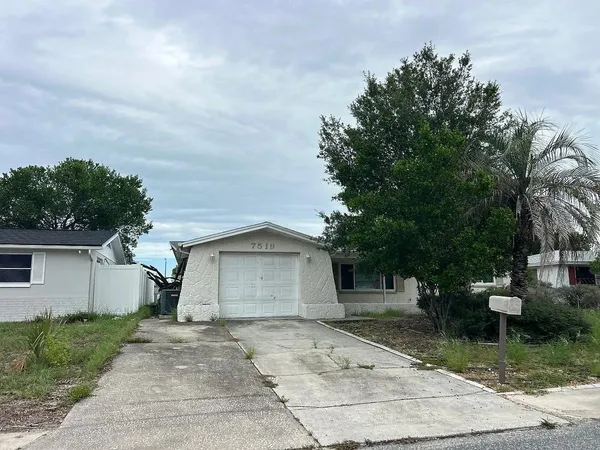 $5,000 | 7519 Kensico Drive, Port Richey, FL 34668