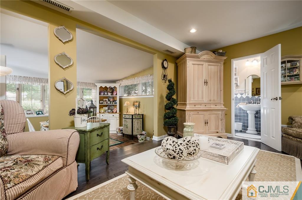 15 Sand Road East Brunswick, NJ 08850 - Photo 10 of 25 Gallery Image 10