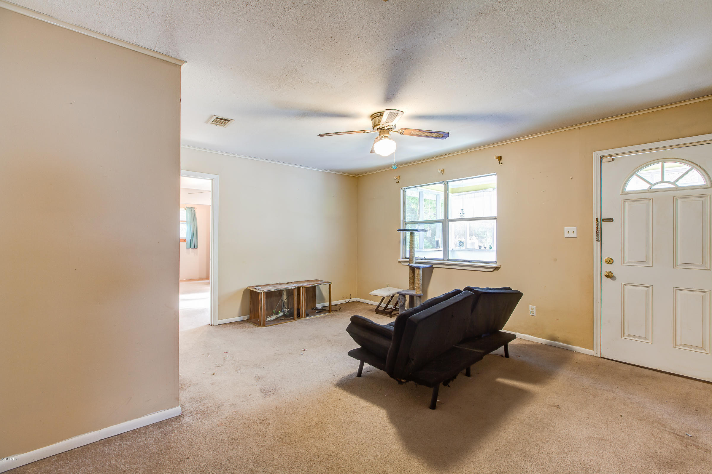 1237 A Roys Road Gautier, MS 39553 - Photo 3 of 37 1237Roys-2