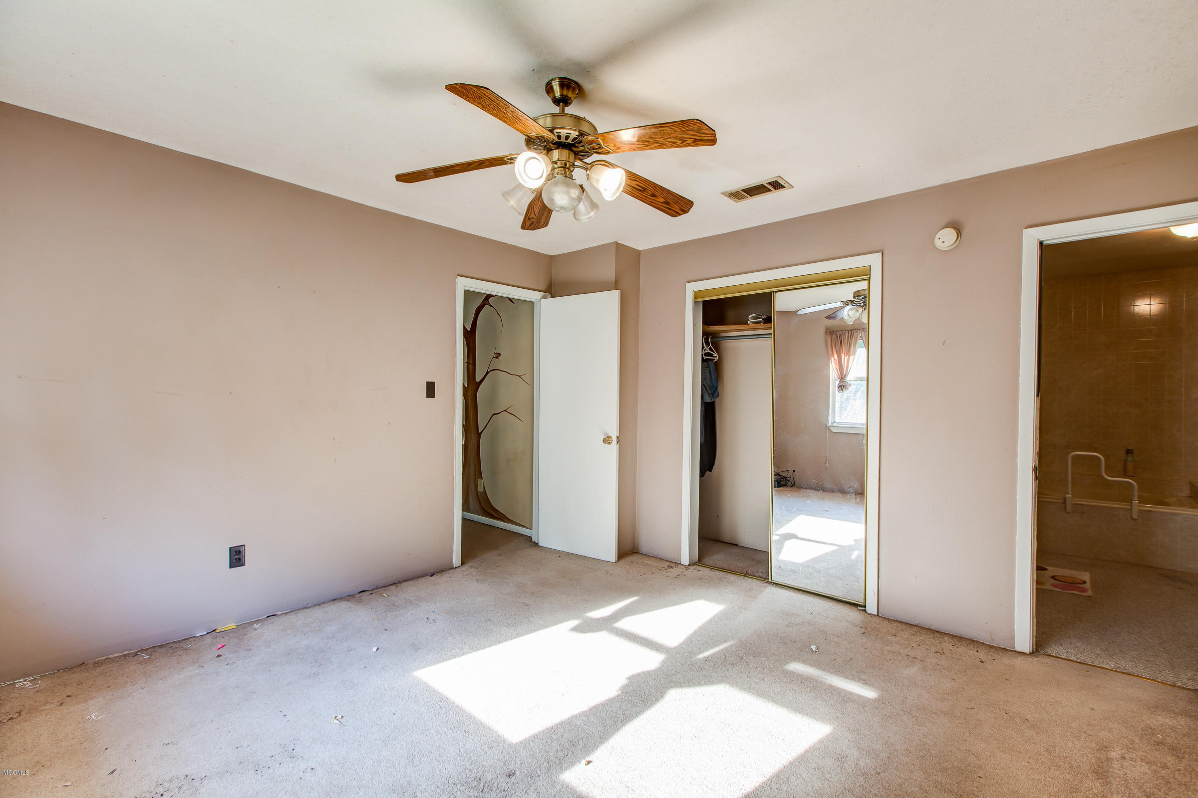 1237 A Roys Road Gautier, MS 39553 - Photo 5 of 37 1237Roys-4