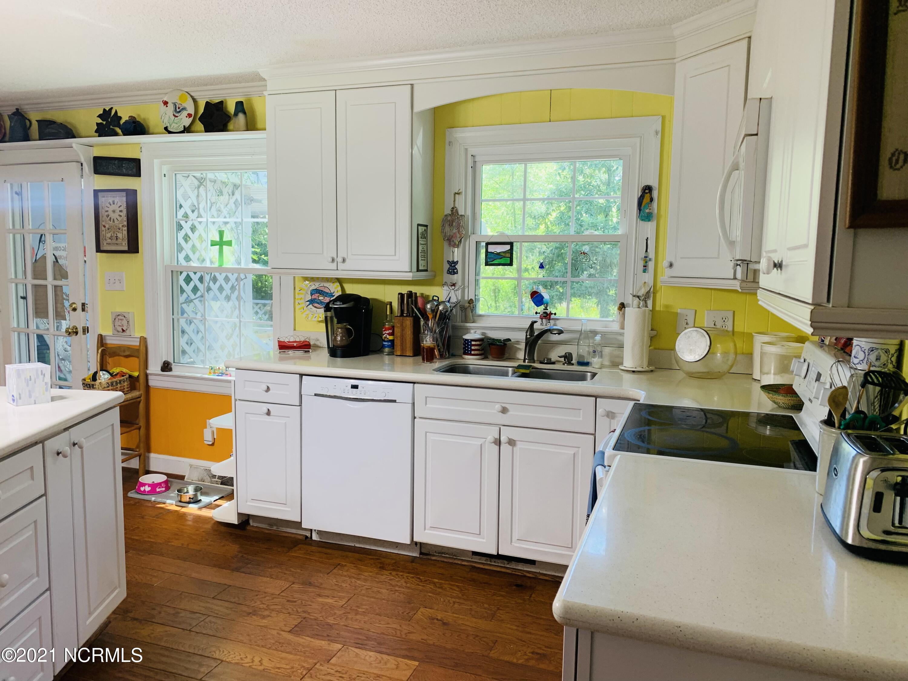 303 Canterbury Road Northwest Wilson, NC 27896 - Photo 5 of 22 Kitchen