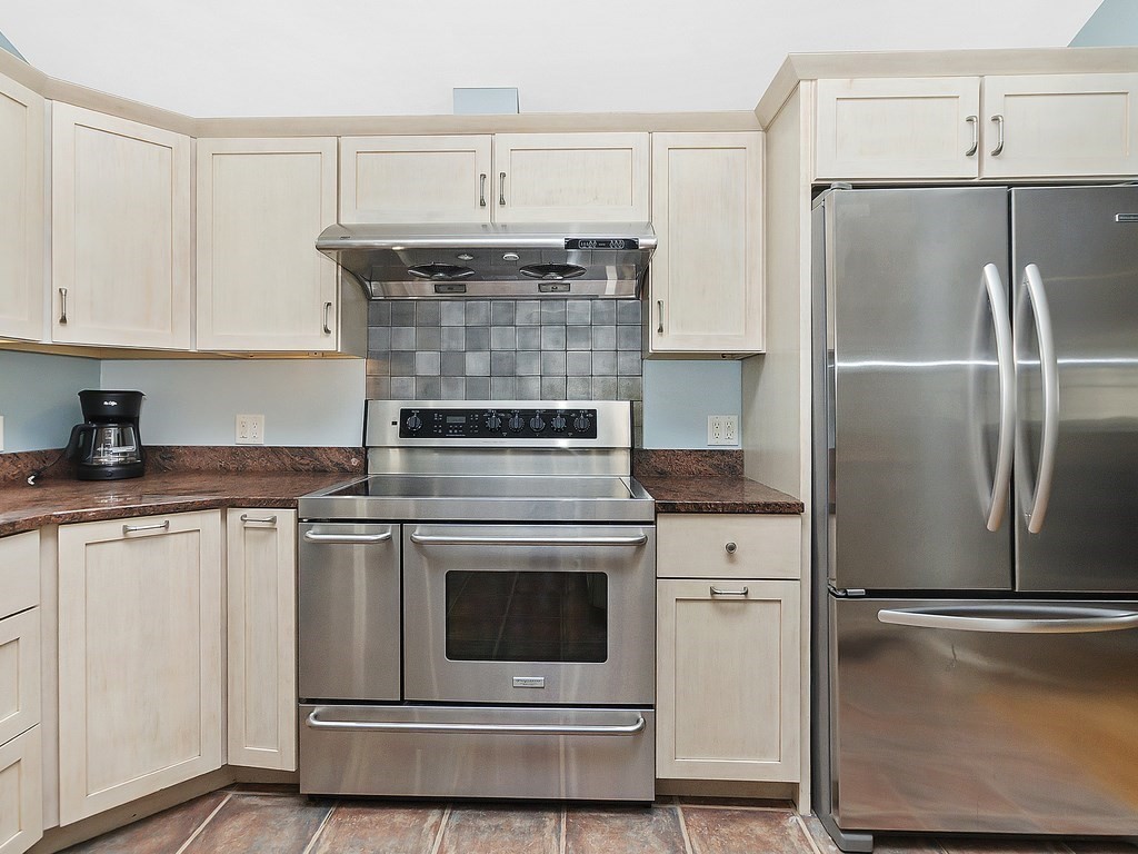 76 Pine Brook Road Carlisle, MA 01741 - Photo 6 of 18