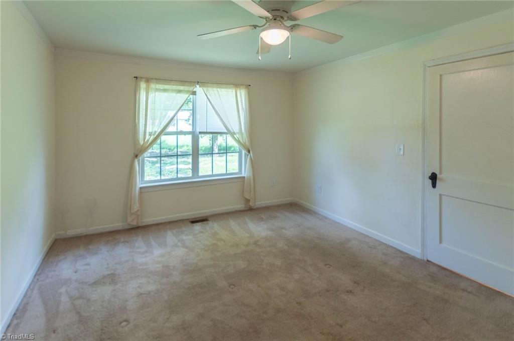 7056 Crescent Road Whitsett, NC 27377 - Photo 11 of 13 Gallery Image 11