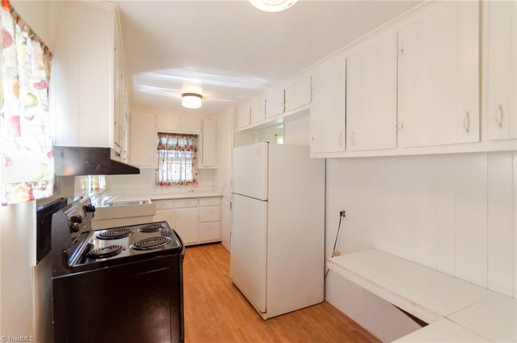 7056 Crescent Road Whitsett, NC 27377 - Photo 8 of 13 Gallery Image 8