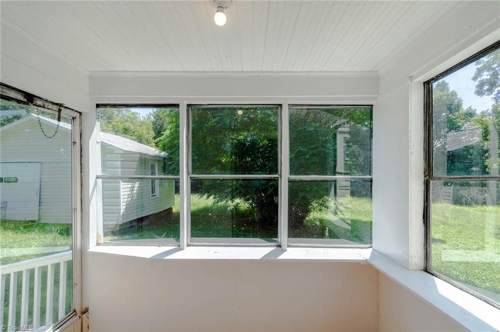 7056 Crescent Road Whitsett, NC 27377 - Photo 9 of 13 Gallery Image 9