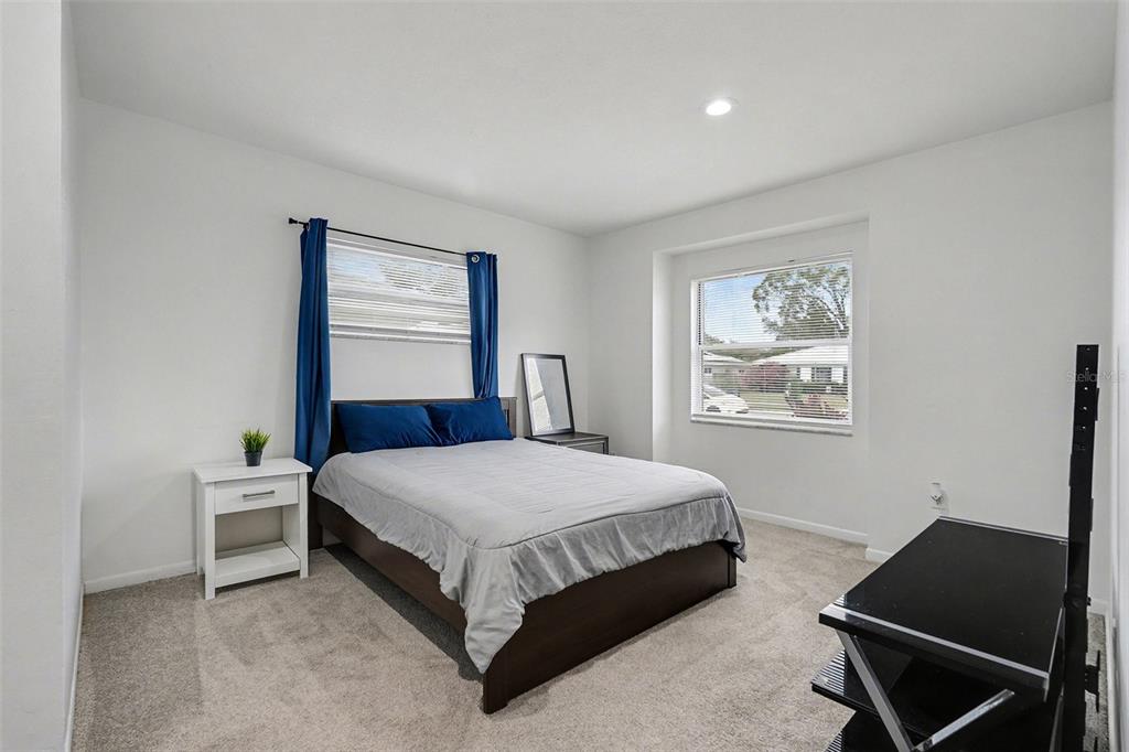 611 Huntington Street Brandon, FL 33511 - Photo 14 of 32