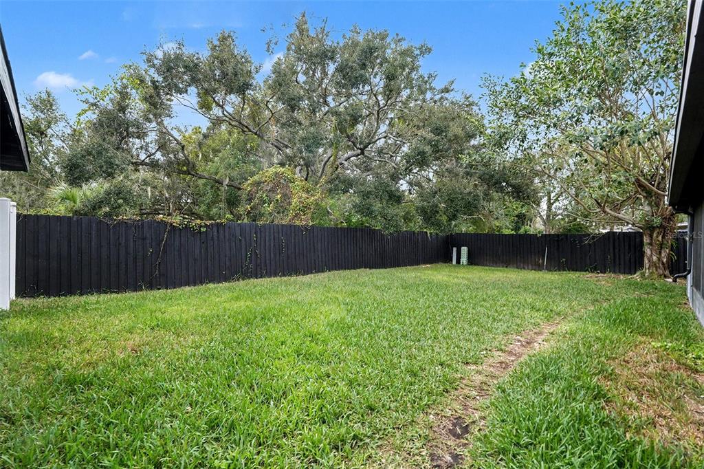 611 Huntington Street Brandon, FL 33511 - Photo 27 of 32