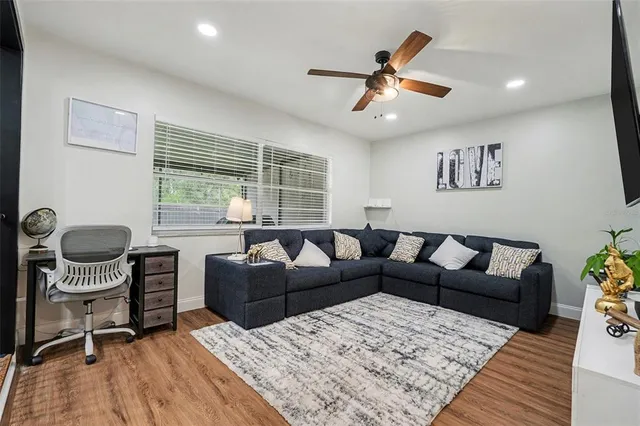 $449,000 | 611 Huntington Street, Brandon, FL 33511