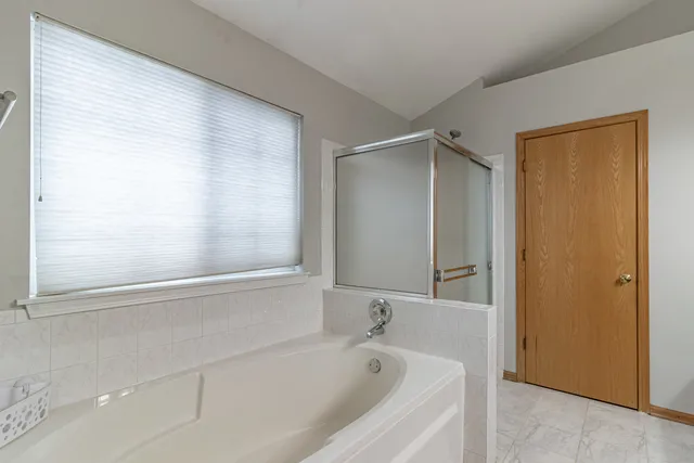 $4,100 | 276 Pembrook Lane, Mundelein, IL 60060