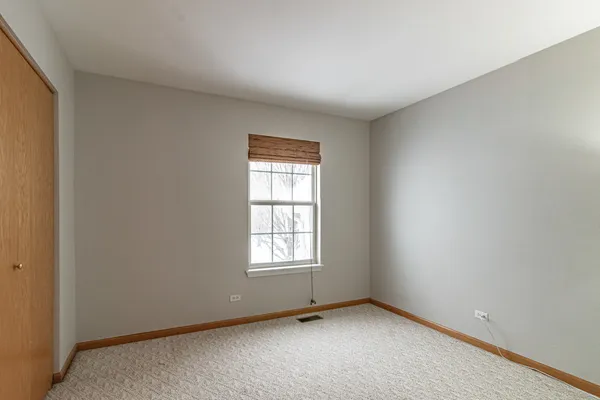 $4,100 | 276 Pembrook Lane, Mundelein, IL 60060