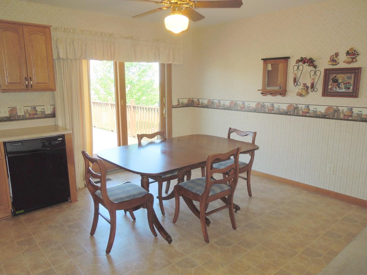 10810 State Rte 101 Monroeville, IN 46773 - Photo 12 of 25