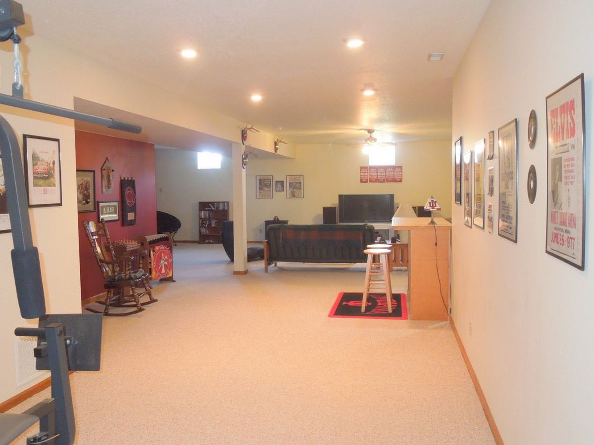10810 State Rte 101 Monroeville, IN 46773 - Photo 21 of 25