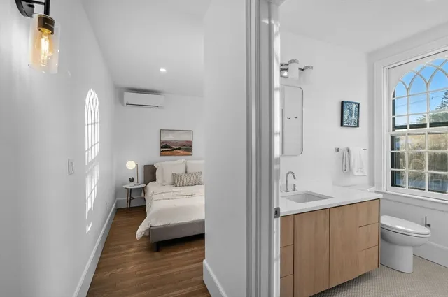 $1,299,000 | 132 Elm Street, Marblehead, MA 01945