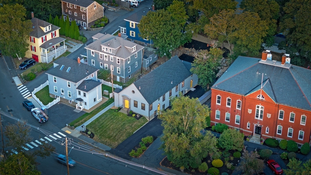 132 Elm Street Marblehead, MA 01945 - Photo 2 of 36