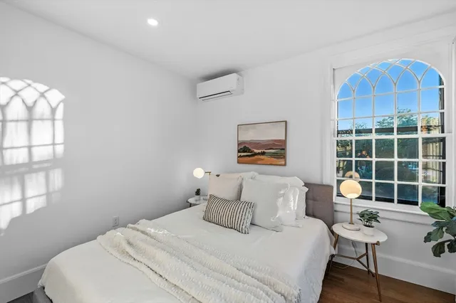 $1,299,000 | 132 Elm Street, Marblehead, MA 01945