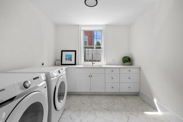 $1,299,000 | 132 Elm Street, Marblehead, MA 01945