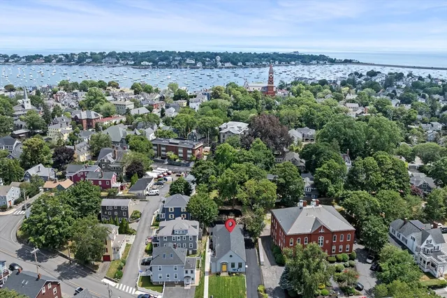 $1,299,000 | 132 Elm Street, Marblehead, MA 01945