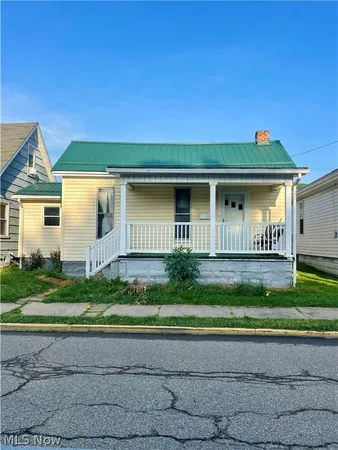 $49,900 | 1917 Charles Street, Wellsburg, WV 26070