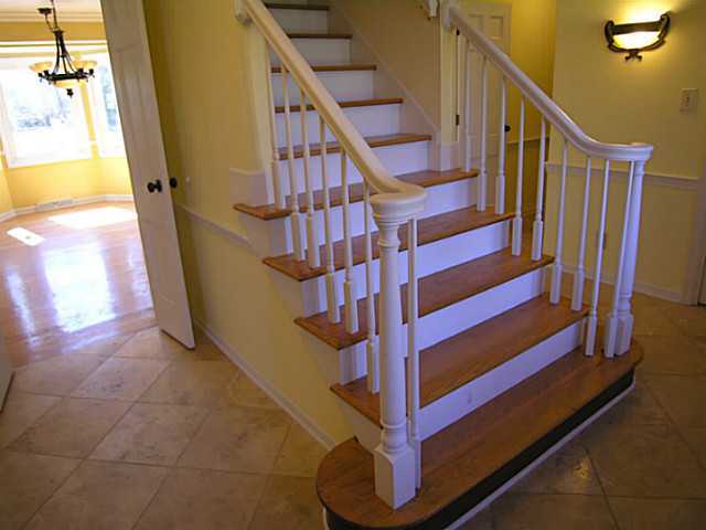 2351 Lane Road Columbus, OH 43220 - Photo 10 of 23