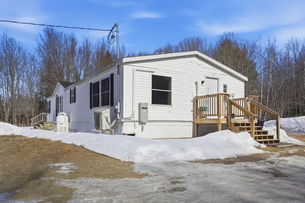 $225,000 | 5 Chick Hill Road, Clifton, ME 04428