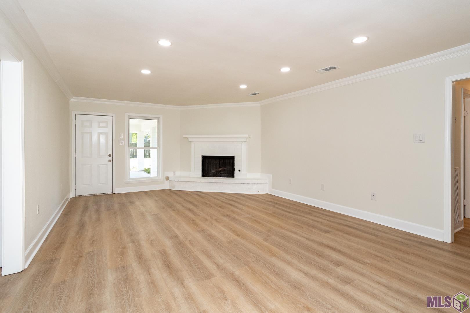 40105 La Rochelle Road Prairieville, LA 70769 - Photo 4 of 25 Gallery Image 4