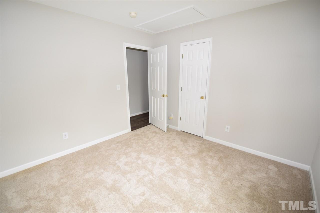 1812 Hanford Hills Road Graham, NC 27253 - Photo 18 of 22 Gallery Image 18