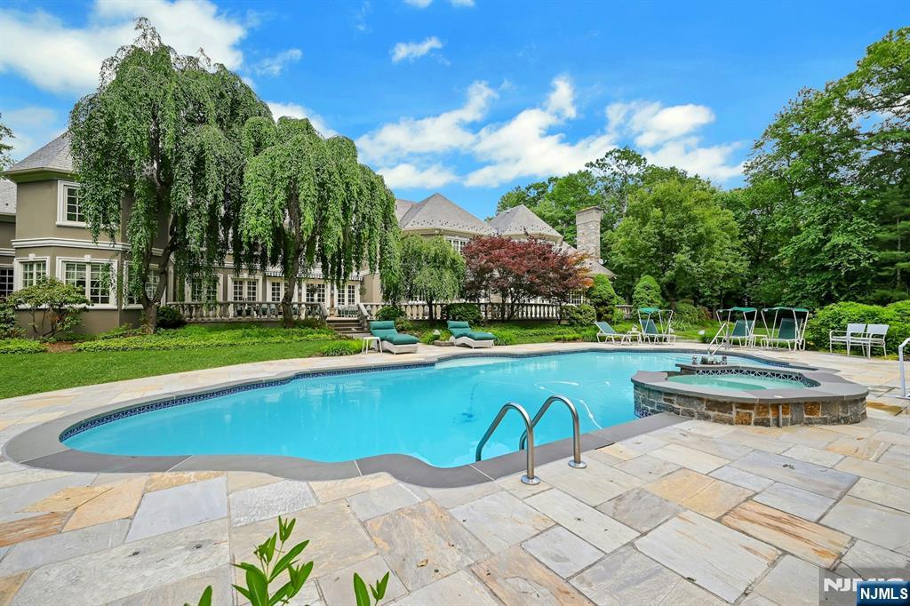 86 Fox Hedge Road Saddle River, NJ 07458 - Photo 41 of 44