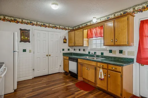 $480,000 | 1480 Cut Off Road, Murfreesboro, TN 37129