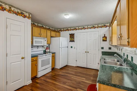 $480,000 | 1480 Cut Off Road, Murfreesboro, TN 37129