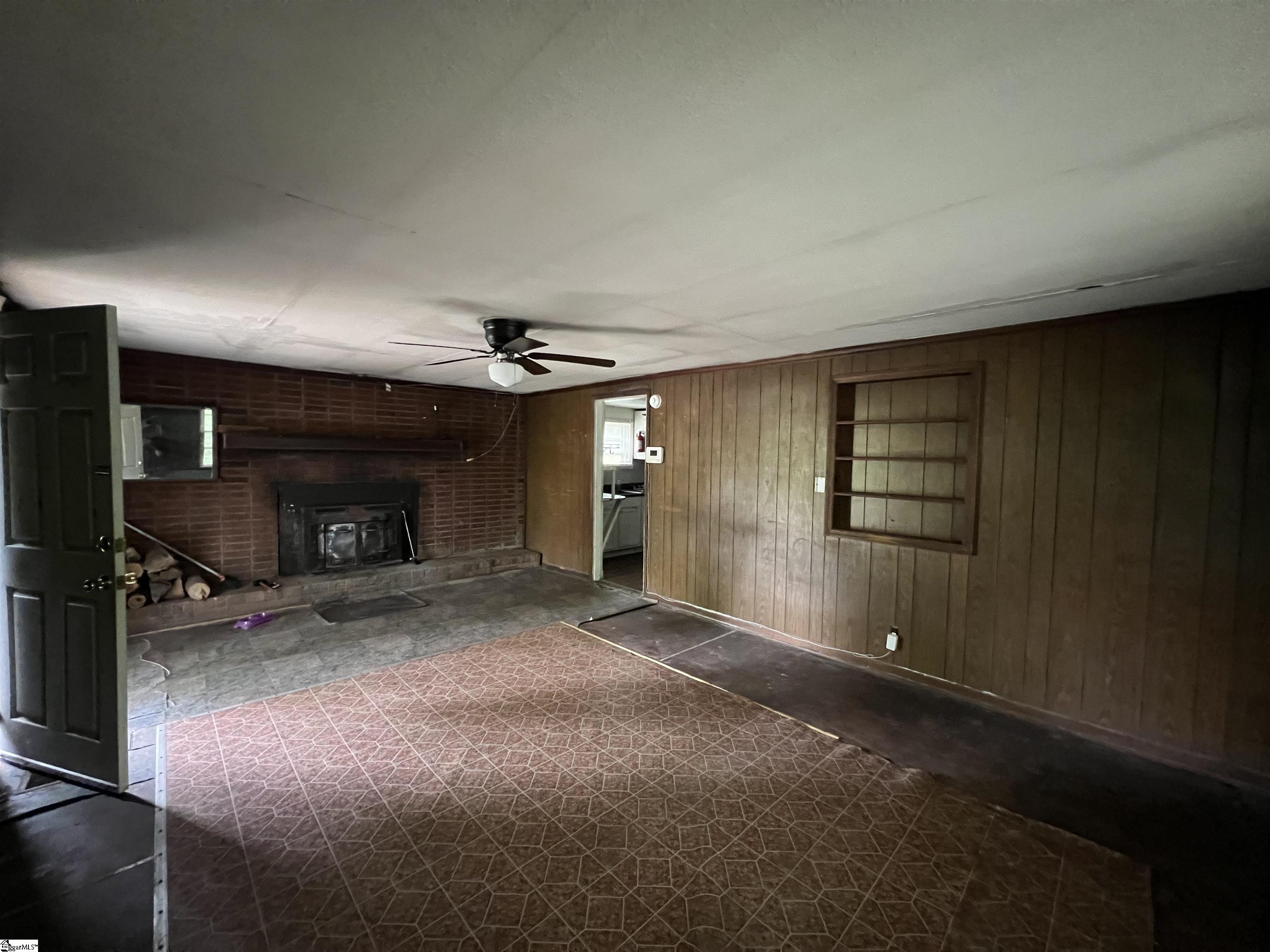 384 Hamburg Road Easley, SC 29640 - Photo 6 of 22